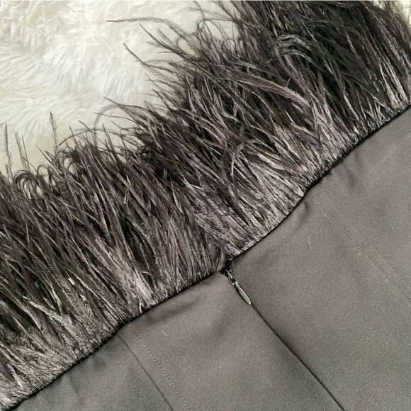 ASTR BLACK FEATHER‎ MINI DRESS - Picture 9 of 13